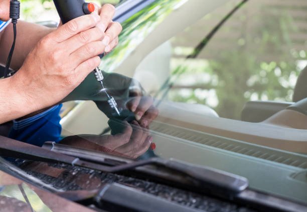 Windshield Repair and Windshield Replacement Near Me, Oxnard, CA - Affordable Windshield Chip, Crack Repair, Glass Replacement with Same Day Service